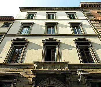 Pensión Coco Places Panerai Centro Storico Florencia